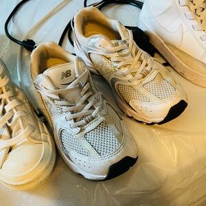 New Balance Cream and Black Mesh Sneakers